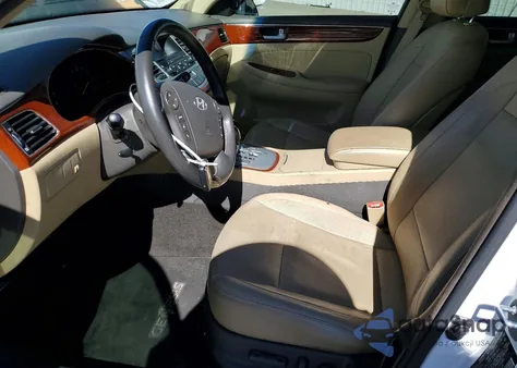 2014 Hyundai Genesis 3.8L from USA, damaged, VIN KMHGC4DD2EU260289